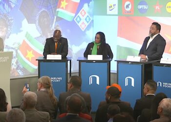 Verkiezingsdebat Suriname 2025: Negen partijen centraal, VLS hekelt uitsluiting
