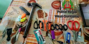 507955857 557644084093106 1337748252711824688 n Tijdens een gerichte tassencontrole op MULO Wageningen zijn op woensdag 18 juni 2025 meerdere gevaarlijke voorwerpen aangetroffen. De actie volgde op signalen uit de gemeenschap...