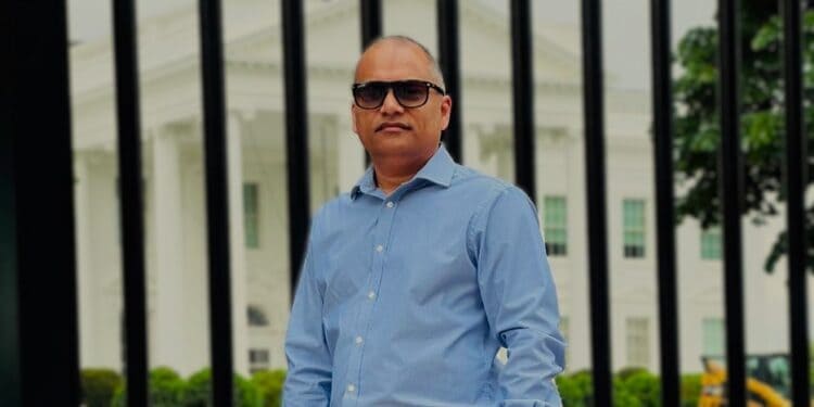 Chander Mahabir,politicoloog. Beeld: collectie Mahabir