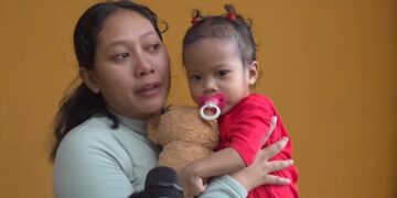 dayen karijoredjo Wat begon als een onschuldige klacht over buikpijn, bleek al snel een nachtmerrie voor de familie van de 2-jarige Hailey. Haar moeder Dayen Karijoredjo bracht haar op dinsdag 22 mei naar de RGD-poli, waar artsen haar onderzochten vanwege een harde pijnlijke plek in haar buik.