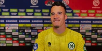 etienne vaessen 3 Natio-doelman Etienne Vaessen (29) staat in de belangstelling van LA Galaxy en Tigres UANL. De keeper van FC Groningen maakte indruk tijdens de Gold Cup en mag hopen op een lucratief buitenlands avontuur.
