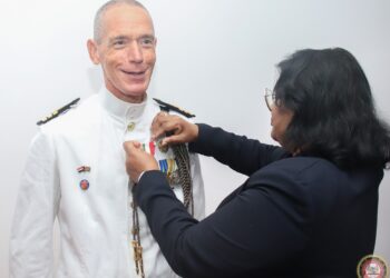 Nederlandse Defensieattache1 De samenwerking tussen Suriname en Nederland op het gebied van defensie is de afgelopen jaren aanzienlijk versterkt.