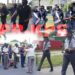 politie inauguratie De pre-generale oefening voor de inauguratie van de president en vicepresident kende dit jaar een opvallende en historische invulling: vrouwen namen in groten getale leidinggevende posities in tijdens de parade van het Korps Politie Suriname en het Nationaal Leger.