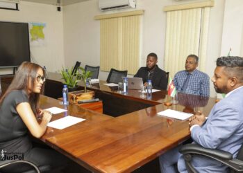 526325141 1147555107400859 4159173388669835324 n Samenwerking tussen Suriname en Curaçao op het gebied van justitie en veiligheid krijgt nieuwe impuls tijdens kennismakingsgesprek op het ministerie van Justitie en Politie.
