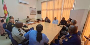 536278586 1171842034972166 3261801056222424841 n Minister van Justitie en Politie, Harish Monorath, heeft tijdens een tweedaags kennismakingsbezoek aan de westelijke districten zijn trots en waardering uitgesproken voor de inzet van de veiligheidsdiensten...