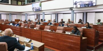 540059650 801761632245615 1559386540216909758 n De vaste parlementaire commissies van Onderwijs, Wetenschap en Cultuur (MinOWC) en Jeugdontwikkeling en Sport hebben in twee vergaderingen overleg gevoerd met de ministers Dirk Currie en Lalinie Gopal en hun staf. Tijdens deze bijeenkomsten stond de voorbereiding op het nieuwe schooljaar en de aanpak van actuele knelpunten centraal...