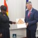 IMG 20250807 WA0031 1536x1023 1 Minister van Financiën en Planning, Adelien Wijnerman, heeft op woensdag 6 augustus 2025 een kennismakingsbezoek ontvangen van de Franse ambassadeur Nicolas de Lacoste. Tijdens het onderhoud stond economische samenwerking centraal.