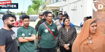 Medewerkers OWRO die ontslag hebben gekregen | Beeld DTV Express