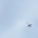 Sochi Drone Een Oekraïense droneaanval heeft in de nacht van zaterdag op zondag brand veroorzaakt bij een olieterminal in de Zuid-Russische badplaats Sochi. Dat maakten de lokale autoriteiten bekend. Er vielen geen gewonden, maar het incident onderstreept de aanhoudende kwetsbaarheid van Russische energievoorzieningen...