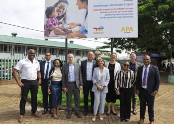 TotalEnergies sLands Hospital 2 Het houten beddenhuis en Moeder- en Kindcentrum van ’s Lands Hospitaal worden grondig gerenoveerd dankzij een miljoeneninvestering van TotalEnergies en APA Corporation in het kader van het Gran Morgu Healthcare Project...