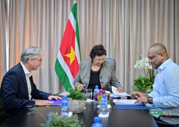 WhatsApp Image 2025 08 04 at 13.30.55 De Europese Unie wil de samenwerking met Suriname verder verdiepen, met bijzondere aandacht voor duurzame ontwikkeling, investeringen en de opheffing van de luchtvaartblacklisting...