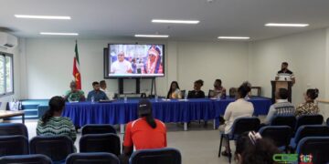 carifesta 2 1536x864 1 Een delegatie van veertig personen zal Suriname van 22 tot en met 31 augustus vertegenwoordigen tijdens het Caribisch Festival van de Kunsten (Carifesta XV) in Barbados. Dit werd bevestigd tijdens een persmoment in aanloop naar het evenement, dat dit jaar plaatsvindt onder het thema “Caribbean Roots, Global Excellence”.