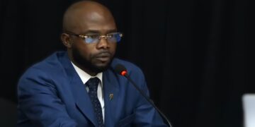 Andre Misiekaba, minister van Volksgezondheid, Welzijn en Arbeid.