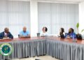 4 1 1536x1024 1 Een delegatie van de Wereldbank, onder leiding van Diletta Doretti, country representative voor Guyana en Suriname, heeft op dinsdag 16 september een beleefdheidsbezoek gebracht aan minister David Abiamofo van Natuurlijke Hulpbronnen (NH). De ontmoeting werd mede bijgewoond door een technische afvaardiging van het ministerie van Financiën en Planning.