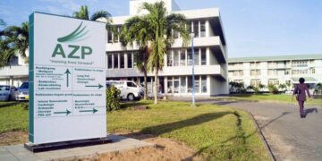 552817642 1349154770544840 5368130157170706677 n Het hoofd van de Intensive Care Unit (ICU) van het Academisch Ziekenhuis Paramaribo (AZP), dr. Navin Ramdhani, heeft een dringende oproep gedaan om extra middelen beschikbaar te stellen voor de afdeling. Volgens hem is de nood hoog en vallen er onnodig doden door het gebrek aan voldoende capaciteit en moderne apparatuur...