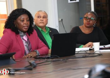 557453610 1121318156852638 7561081591902604416 n 1536x1023 1 Tijdens de wekelijkse directievergadering van het ministerie van Binnenlandse Zaken (BiZa) op maandag 29 september, onder leiding van minister Marinus Bee en onderminister Kelvin Koniki, stond de toekomst van het Centraal Bureau voor Burgerzaken (CBB) hoog op de agenda...