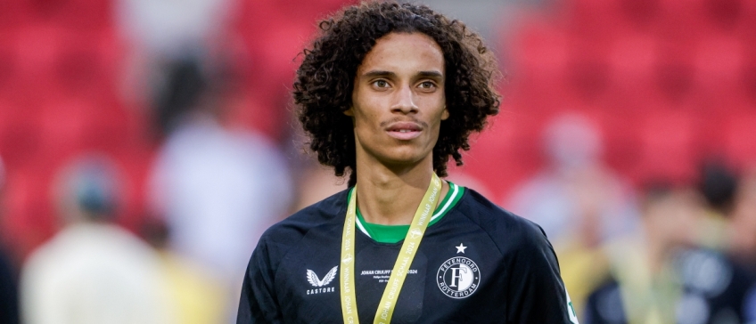 74950 big Gjivai Zechiël denkt er niet over na om zijn interlands in de toekomst voor Suriname te spelen. De Feyenoord-huurling heeft Surinaamse roots, maar speelt zijn interlands voorlopig voor Jong Oranje, terwijl hij 'droomt' van het Nederlands elftal...