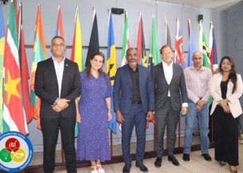 IMG 0931 1 1536x1024 1 De Suriname Energy Chamber heeft donderdag 4 september 2025 een officieel kennismakingsbezoek gebracht aan minister Andrew Baasaron van Economische Zaken, Ondernemerschap en Technologische Innovatie (EZOTI)...