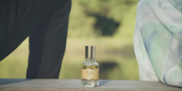 Screenshot 2025 09 18 124710 Wat begon als een eenvoudige hobby is uitgegroeid tot een bijzonder ondernemend avontuur. Ronald Etman, bekend van TikTok waar hij duizenden volgers advies gaf over parfumgebruik en -keuze, heeft een droom waargemaakt die niemand had zien aankomen...