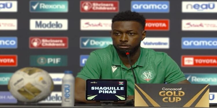 Shaquille Pinas Het Zweeds Hammarby IF heeft overeenstemming bereikt met Al-Kholood FC over een transfer van Surinaams international Shaquille Pinas. De linksback, die bij ADO Den Haag zijn debuut maakte in het profvoetbal, verlaat de club na drie jaar.