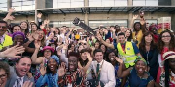 WhatsApp Image 2025 09 09 at 6.06.36 PM Op vrijdag 12, zaterdag 13 en zondag 14 september vindt in het KKF Beursgebouw aan de Kernkampweg het jaarlijkse driedaagse congres van de Jehovah's Getuigen plaats. Het evenement, dat dit jaar in het teken staat van het thema ‘Zuivere aanbidding’, belooft een afwisselend en inhoudelijk programma te bieden...