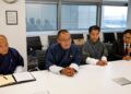 WhatsApp Image 2025 09 25 at 12.02.47 2 Suriname en Bhutan hebben hun intentie uitgesproken om nauwer samen te werken op klimaat- en duurzaamheidsbeleid. Tijdens de 80ste AVVN ontmoetten president Simons en premier Tobgay elkaar om diplomatieke betrekkingen te bespreken en samenwerking op het gebied van toerisme, landbouw en olie en gas te verkennen. Beide landen, bekend als carbon-negatieve staten, willen gezamenlijk actie ondernemen tegen klimaatverandering. Een gezamenlijk forum voor carbon-neutrale landen wordt opgericht, met de focus op concrete klimaatactie, waarbij Suriname en Bhutan zich voorbereiden op COP30 in Brazilië.