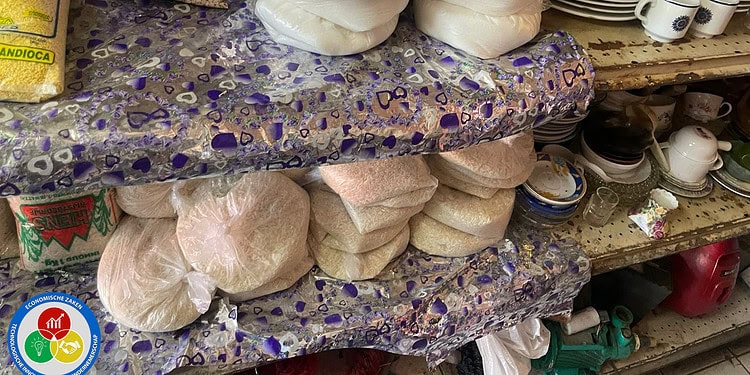 ECD laat supermarkt sluiten wegens ernstige overtredingen aan Van Idsingastraat 1 1 De Economische Controle Dienst (ECD) heeft woensdag een supermarkt aan de Van Idsingastraat tijdelijk laten sluiten wegens onhygiënische omstandigheden, ontbrekende prijsaanduidingen en het gebruik van niet-gekeurde weegschalen. De maatregel is genomen in het belang van de volksgezondheid.