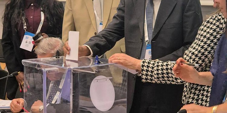 Grulac 4 De Surinaamse parlementariër drs. Rabindre Parmessar is op zaterdag 18 oktober 2025 in Genève gekozen tot vicepresident van Grulac, de regionale Latijns-Amerikaanse en Caribische groep binnen de Interparlementaire Unie (IPU). Asiskumar Gajadien is namens Grulac voorgedragen voor de High-Level Advisory Group on Countering Terrorism and Violent Extremism.