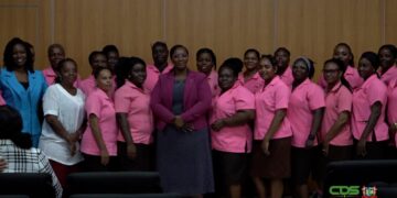 SBEC 3 De Stichting Beheer en Exploitatie Crèches (SBEC) is maandag 13 oktober 2025 officieel gestart met de opleiding tot groepsleidster 2025-2026. De aftrap vond plaats in de vergaderzaal van LVV, in aanwezigheid van SoZaVo-minister Diana Pokie.