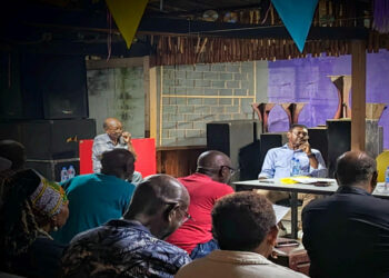 Screenshot 2025 10 14 062929 Op het Frimangronplein is zaterdag 11 oktober een drukbezochte ‘Reparations Dialoog’ gehouden over herstelbetalingen en het aangekondigde staatsbezoek van koning Willem-Alexander (1–3 december)..