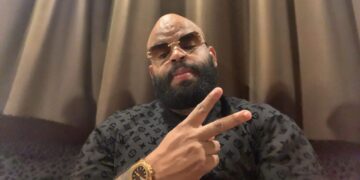 WhatsApp Image 2025 10 02 at 12.34.18 1 In de Surinaamse tattoo-wereld is zijn naam niet meer weg te denken: Marvink, oftewel Marvin Bourne, de man die kunst, discipline en identiteit samenbrengt in inkt...