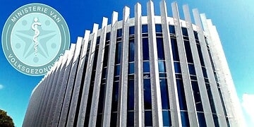 volksgezondheid De Surinaamse delegatie wordt gevormd door vertegenwoordigers van het ministerie van Volksgezondheid, Welzijn en Arbeid (VWA). Volgens het ministerie sluit deze deelname aan bij de bredere strategie om de zorgsector in Suriname digitaal te moderniseren.