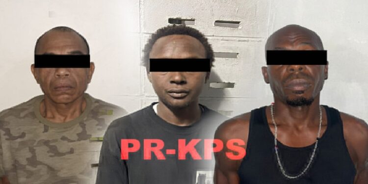 3 verdachten Het Regio Bijstand Team Midden (RBTM) en de Recherche van Regio Midden (RRM) hebben zaterdag 22 november 2025 drie mannen aangehouden bij de Highway ter hoogte van de Pararivierbrug. De verdachten worden volgens de politie gelinkt aan meerdere gewelddadige berovingen in oktober en november.