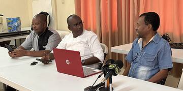 IMG 1608 De vakcentrale C-47 tekent binnenkort tijdens de COP30-klimaatconferentie in Brazilië een intentieverklaring met collega's uit Rwanda. Dit maakte voorzitter van de Surinaamse vakcentrale, Robby Berenstein, bekend bij een persmoment op het hoofdkwartier van de organisatie aan de Johan Adolf Pengelstraat.