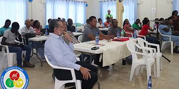 IMG 1733 Het ministerie van Economische Zaken, Ondernemerschap en Technologische Innovatie (EZOTI) organiseert in samenwerking met de World University Service of Canada (WUSC Caribbean Suriname Ltd) een driedaagse training ‘Basisvaardigheden Ondernemerschap’ in het district Wanica. De sessies vinden plaats van 10 tot en met 12 november 2025 in de districtszaal van het commissariaat Wanica aan de Tawajariweg 22.