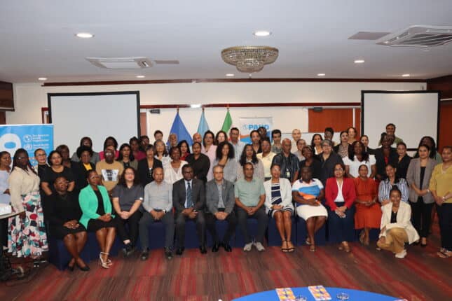 IMG 3146 Het ministerie van Volksgezondheid, Welzijn en Arbeid (VWA) heeft op dinsdag 11 november 2025 een stakeholdersmeeting gehouden over de ontwikkeling van het Nationaal Strategisch Plan Geestelijke Gezondheid en Zelfmoordpreventie voor Suriname 2025–2030. De bijeenkomst vond plaats in Paramaribo.