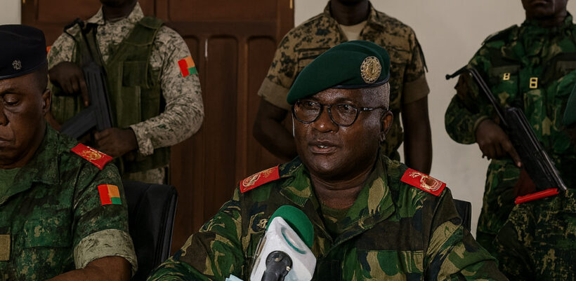 ecb239d1 47d2 455f 9474 a9a2c6d208fc e1764235005829 Militaire officieren in Guinea-Bissau zeggen dat zij de “totale controle” over het West-Afrikaanse land hebben overgenomen, de grenzen hebben gesloten en het verkiezingsproces hebben opgeschort, drie dagen na de algemene verkiezingen.