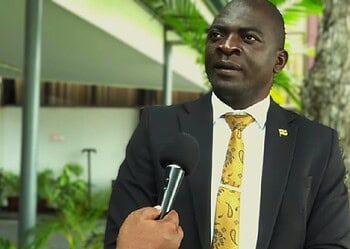 edgar sampi “Bepaalde leiders hebben er een potje van gemaakt en alles kapotgeslagen, terwijl anderen met hart en ziel voor het land hebben gewerkt,” zegt DNA-lid Edgar Sampie in gesprek met TBN Prime Alert aan de vooravond van 50 jaar staatskundige onafhankelijkheid.