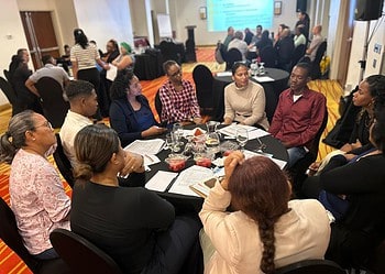 efbbf1dd 6dab 41c6 b1e3 62a969474016 Het ministerie van Volksgezondheid, Welzijn en Arbeid heeft met ondersteuning van de PAHO/WHO een stakeholderconsultatie gehouden over de ontwikkeling van Nationale Richtlijnen voor Fysieke Activiteit in Suriname. De bijeenkomst vond op woensdag 19 november 2025 plaats en vormt een belangrijke stap in de aanpak van niet-overdraagbare aandoeningen (NCD’s) zoals hart- en vaatziekten, kanker en diabetes.