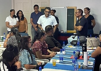rotary wiskunde De Rotary Club of Paramaribo Residence (RCPR) is in oktober gestart met haar derde wiskundeproject, gericht op wiskundeleerkrachten van het voortgezet onderwijs binnen de Sanatan Dharm- en Arya Dewaker-schoolorganisaties.