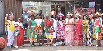 srefidensi in suriname In het kader van het gouden jubileum van de Surinaamse staatkundige onafhankelijkheid heeft Aniel Manurat, voorzitter van de Culturele Unie Suriname, een boodschap gericht aan de samenleving.