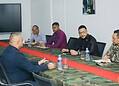 thumbnail IMG 3136 De ministers Uraiqit Ramsaran (Defensie) en Harish Monorath (Justitie en Politie) hebben tijdens een werkoverleg besloten de samenwerking tussen beide departementen verder te verdiepen, met nadruk op gezamenlijke missies en het versterken van de nationale veiligheid.