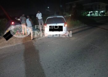 598306100 122332938848001925 7101910367640140764 n Een ongekeurd en onverzekerd voertuig is na een botsing in Wanica van de weg gehaald. Lees verder voor meer details en veiligheidsadviezen.