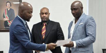 600238722 1169737731913544 4210955235859519605 n e1765903585363 De nieuwe Raad van Commissarissen van Grassalco is benoemd met Berto Sampi als president-commissaris. Lees verder voor meer over deze belangrijke verandering.