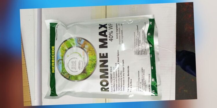 Tien dozen chemicaliën via ‘back track’ gesmokkeld: 63-jarige man in verzekering gesteld 1 601044298 697168043474042 3108987815959263864 n e1765923843721 In Nickerie zijn tien dozen illegale herbiciden onderschept en een 63-jarige man aangehouden. Lees verder voor alle details over deze smokkelzaak.