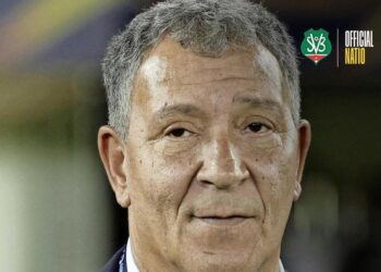 SVB bereikt akkoord met Henk ten Cate als nieuwe bondscoach Natio 9 FB IMG 1765667334443 e1765674812924 Henk ten Cate is de nieuwe bondscoach van Suriname en bereidt Natio voor op de WK-play-offs 2026. Lees meer over deze spannende aanstelling!