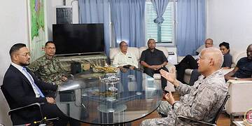 Minister Ramsaran Onderhoudswerkzaamheden Chetak helikopters gestart3 De onderhoudswerkzaamheden aan de Chetak-helikopters zijn gestart en herinzet wordt verwacht in 2026. Ontdek hoe de Luchtmacht samen sterker wordt. Lees meer!