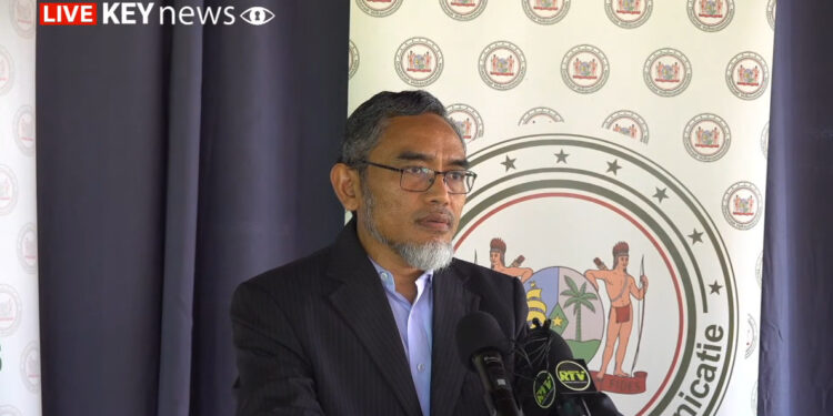 Soeropawiro: percelen in Commewijne mogelijk misbruikt en te koop aangeboden 1 GBB minister Stanley Soeropawiro voor aanvang van RvM