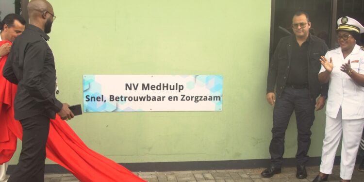 VWA 7 Een nieuwe huisartsen-spoedpost opent de zorg dichterbij en ontlast de Spoedeisende Hulp. Ontdek hoe dit de gezondheidszorg in Suriname versterkt. Lees meer!