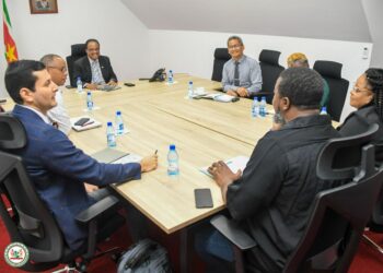 WhatsApp Image 2025 12 05 at 14.51.17 b47392bb Een team van experts onderzoekt het complexe Surinaamse pensioenstelsel met steun van de IDB. Vicepresident Rusland benadrukt het belang van een toekomstbestendig beleid en roept op tot voortzetting van de hervormingen - Lees meer en laat een reactie achter...